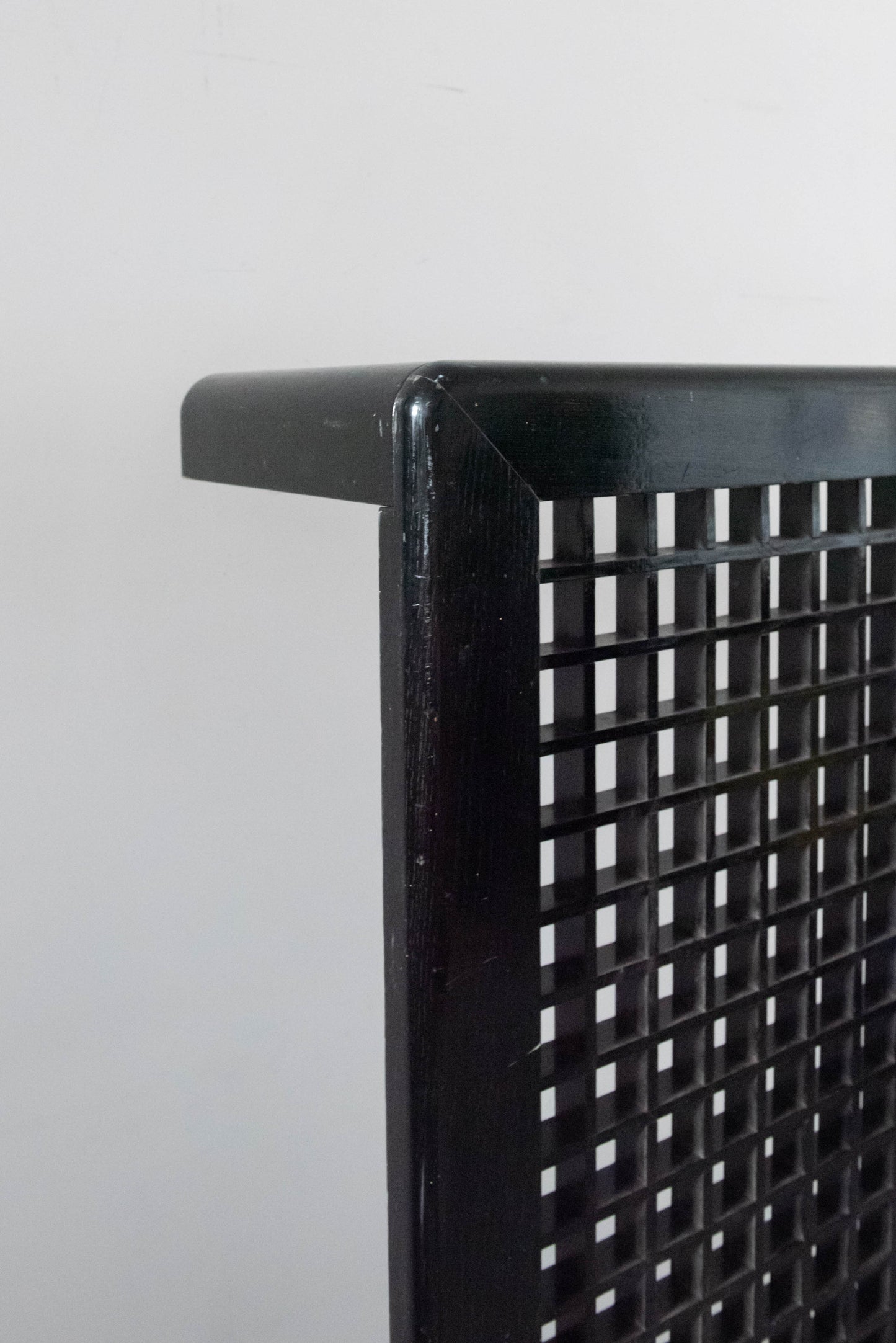 Oblong lattice coffee table