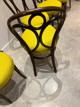 Load image into Gallery viewer, Thonet chairs - Veinnese cafe style