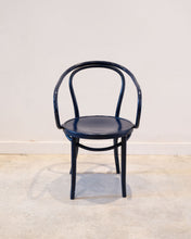 Load image into Gallery viewer, Thonet bentwood dining chairs  a set of  6 - black