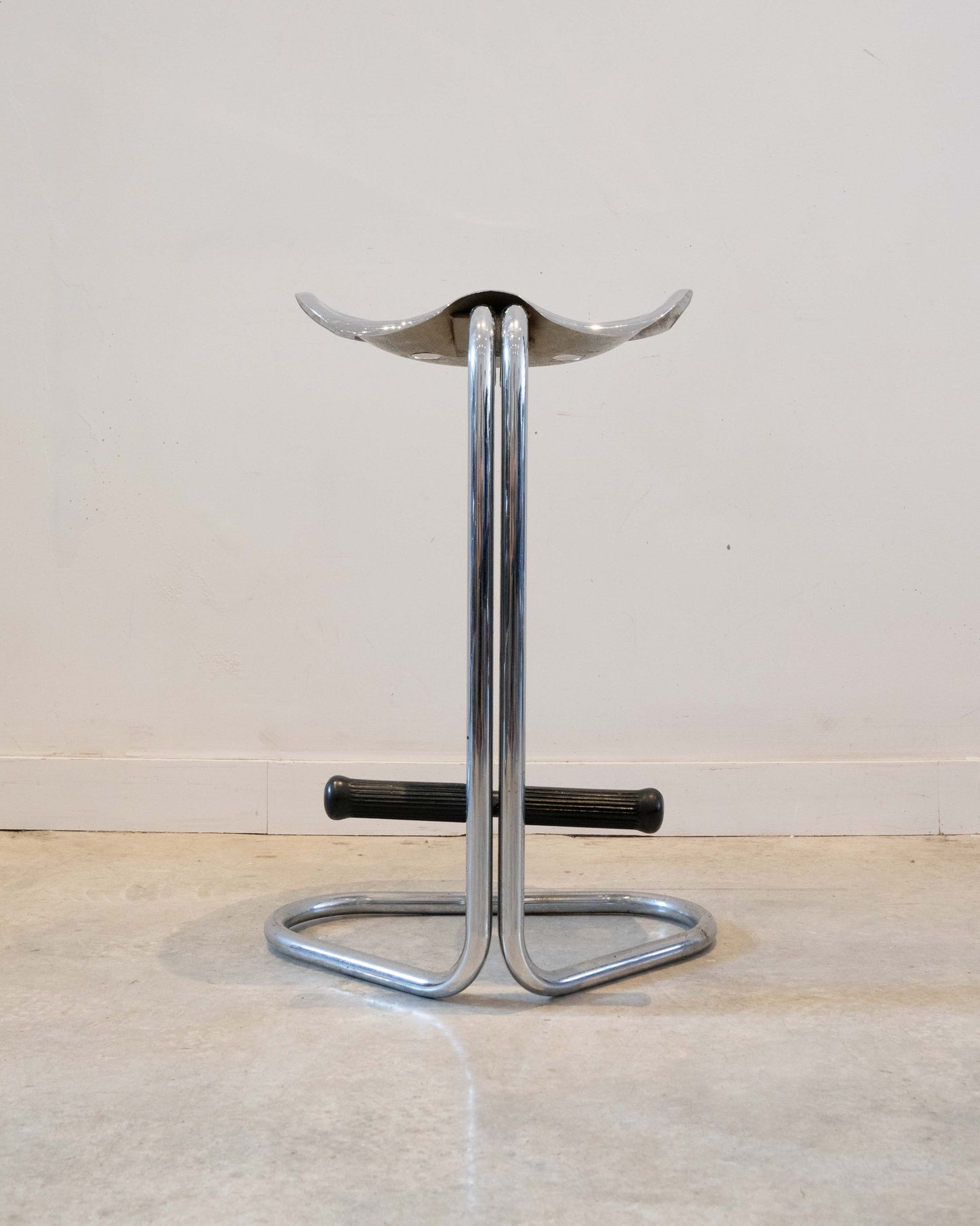 Rodney Kinsman tractor bar stool