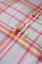 Load image into Gallery viewer, Checked cotton runner