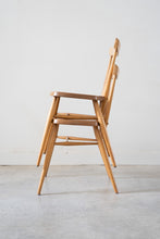 Load image into Gallery viewer, Ercol stick stacking chair