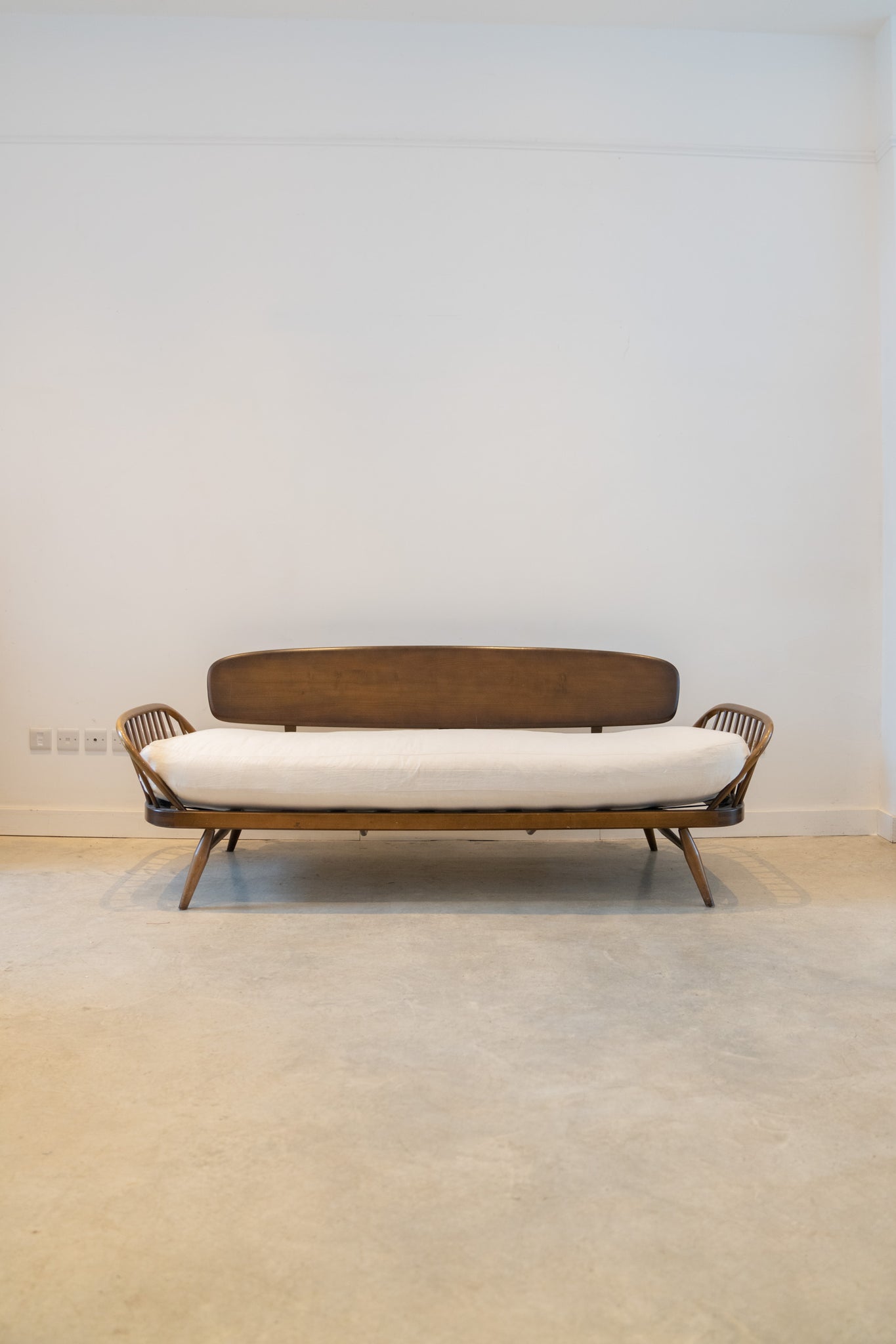 Ercol discount sofa sale