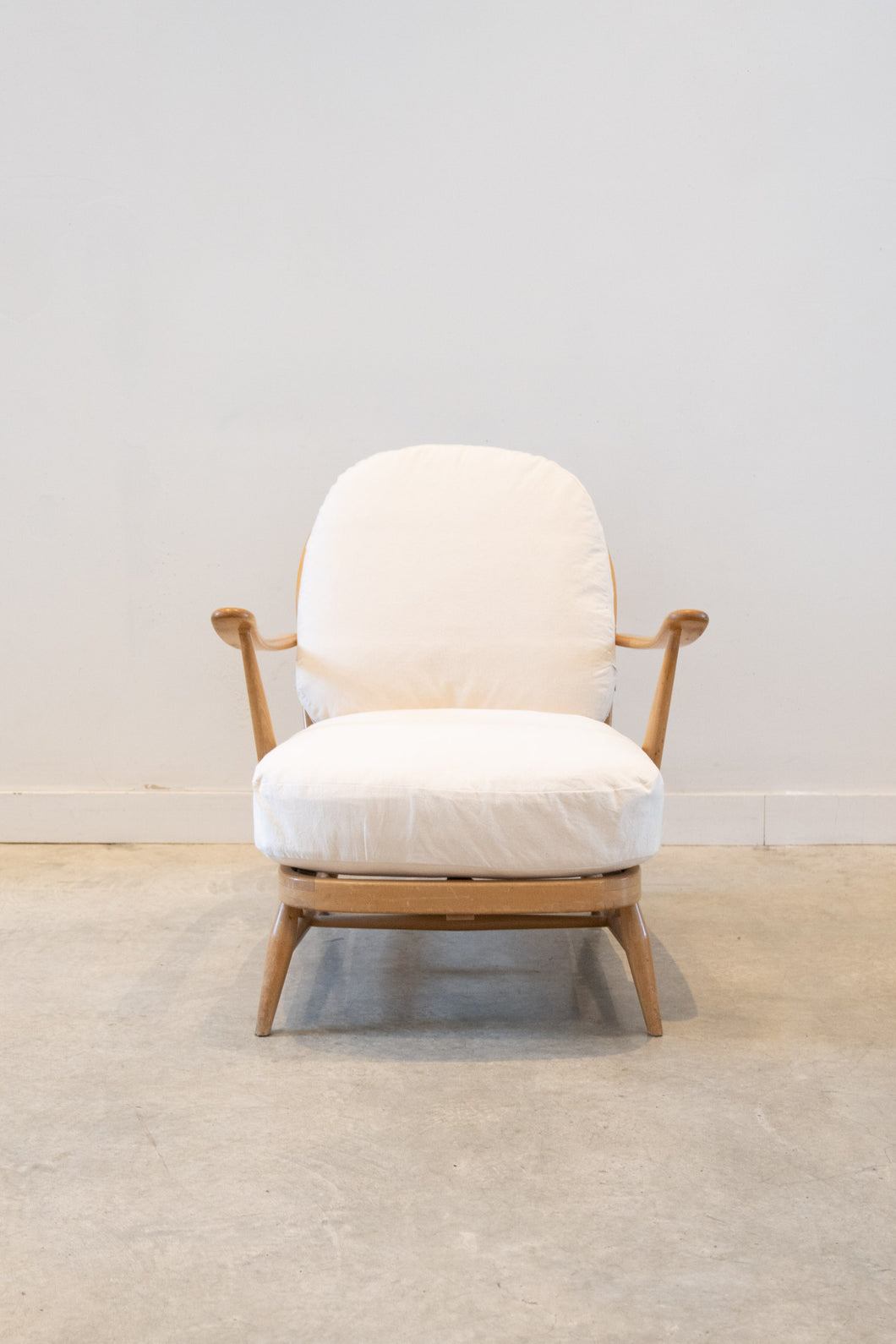 Ercol Windsor Chair reduced from £800 - £600