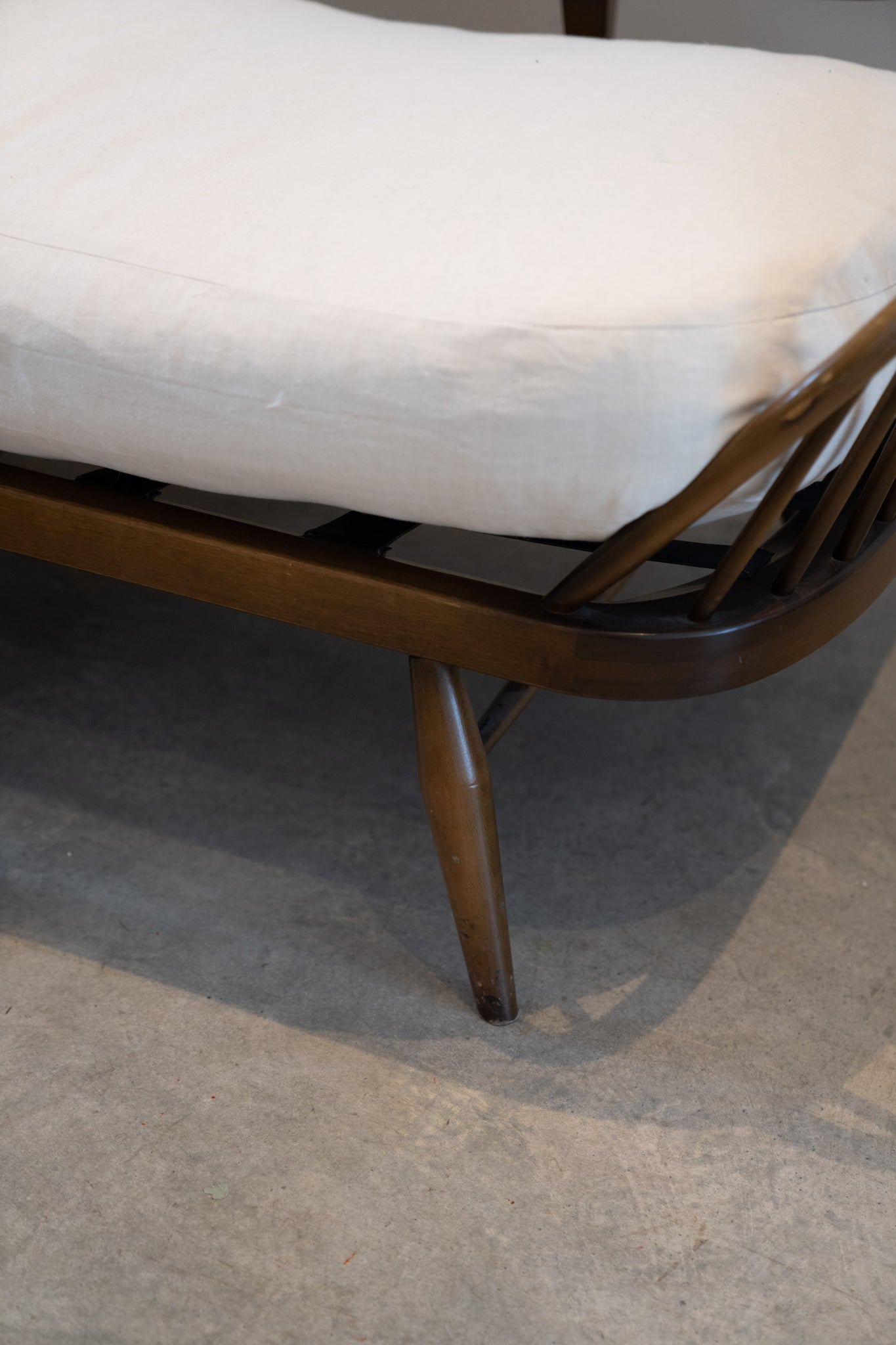 Ercol daybed for sale deals